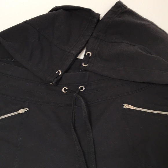 Athleta black athletic pants with front zippers - Picture 3 of 8